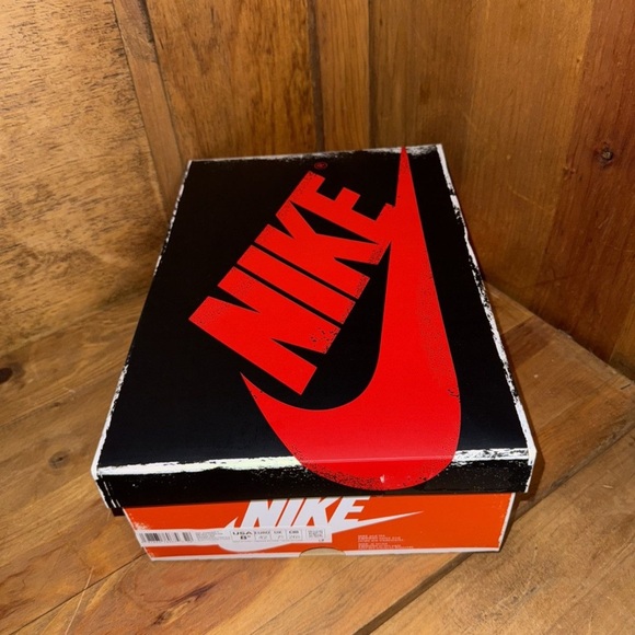 Nike Sky Blue and White High-Tops - Picture 10 of 11